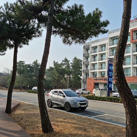Pine Beach Yangyang Exterior photo